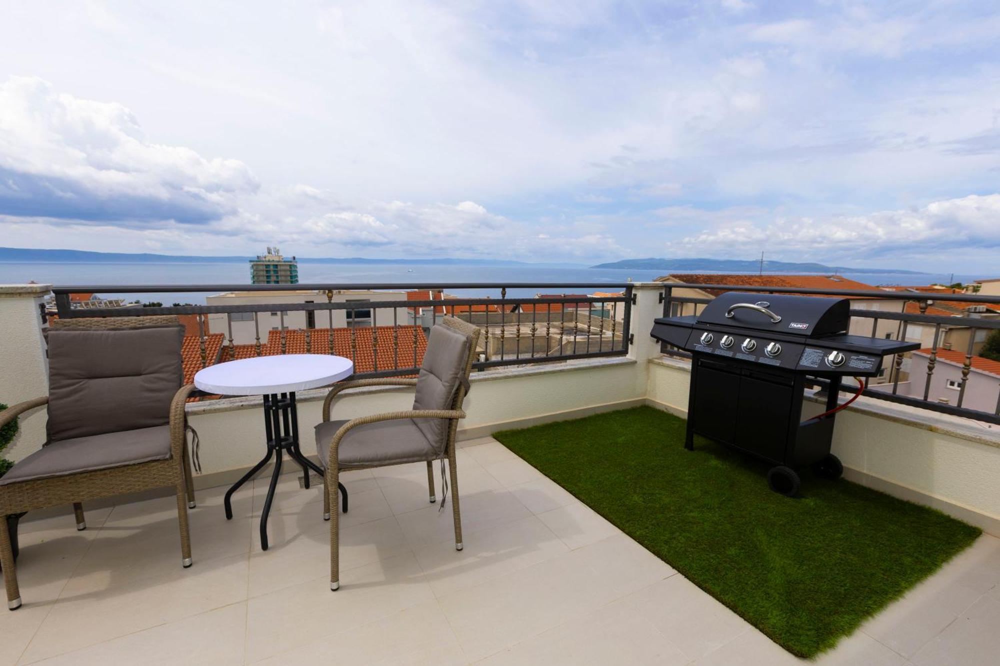 Apartmani Dana Макарска Экстерьер фото